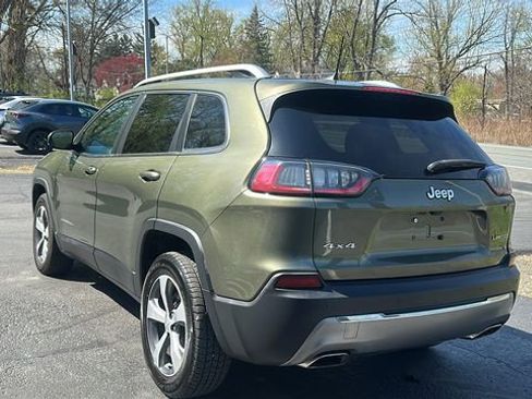 Used 2019 Jeep Cherokee Limited AWD/4WD image 8