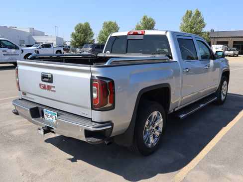 Used 2017 GMC Sierra 1500 SLT AWD/4WD image 6