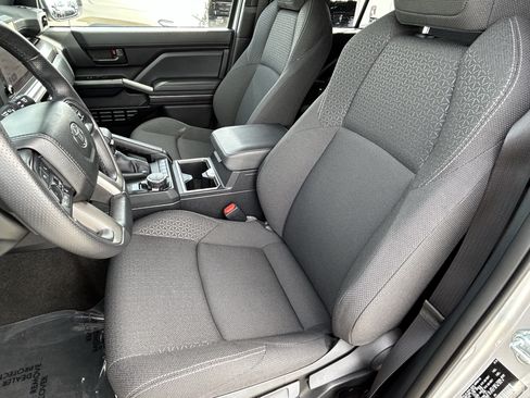 Certified 2026 Toyota 4Runner SR5 AWD/4WD image 25