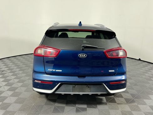 Used 2019 Kia Niro Touring FWD image 4