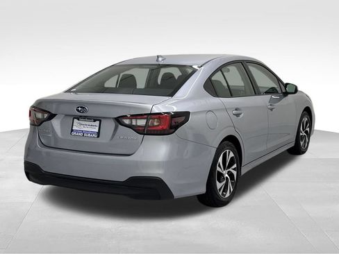 Used 2025 Subaru Legacy Premium AWD/4WD image 6
