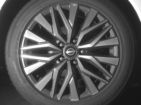 Used 2025 Nissan Altima 2.5 SV FWD image 15