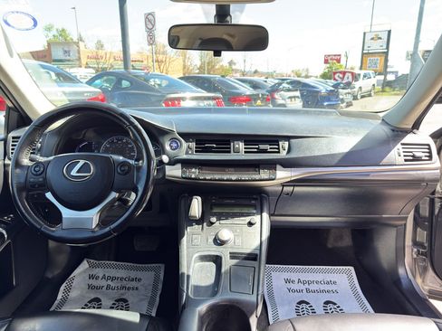 Used 2017 Lexus CT 200h w/ Accessory Package 2 FWD image 22