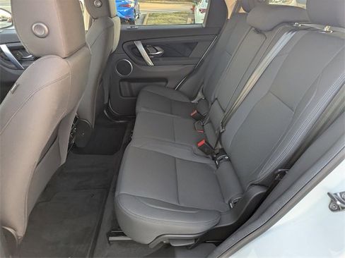 Used 2020 Land Rover Discovery Sport image 27