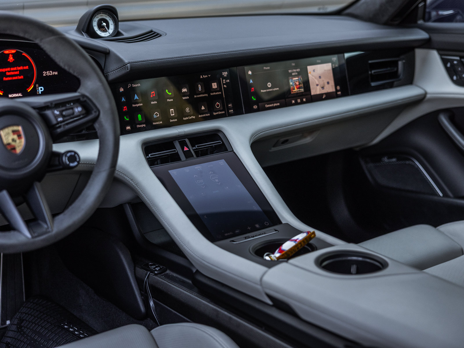 Certified 2024 Porsche Taycan Turbo S AWD/4WD image 28
