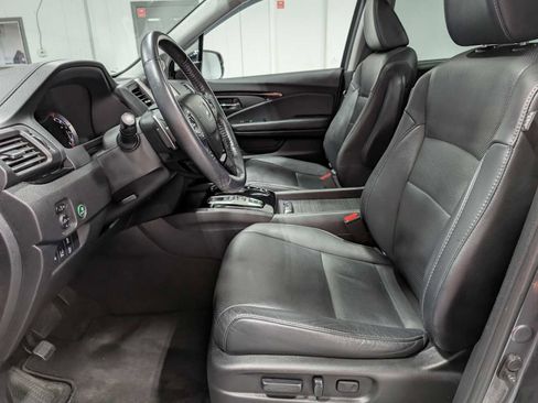 Used 2017 Honda Pilot Elite image 4