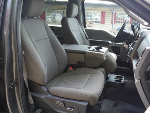 Used 2018 Ford F150 XLT w/ Equipment Group 302A Luxury AWD/4WD image 28