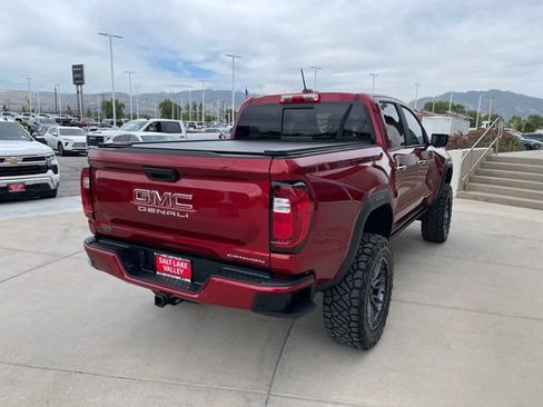 Used 2026 GMC Canyon Denali AWD/4WD image 5