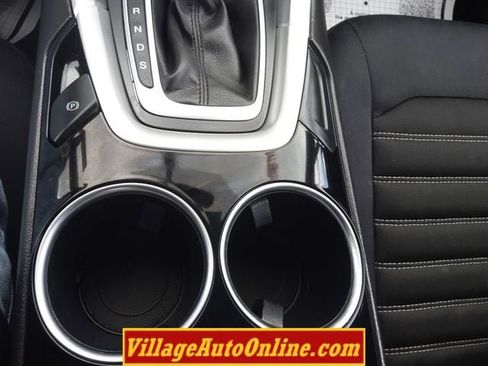 Used 2013 Ford Fusion SE FWD image 26