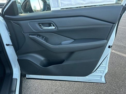 New 2026 Nissan Rogue SV image 14