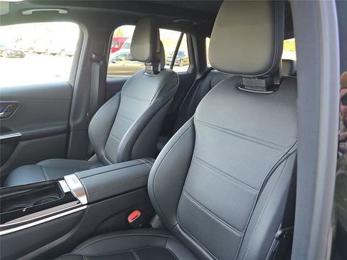 Certified 2026 Mercedes-Benz GLC 300 4MATIC image 24