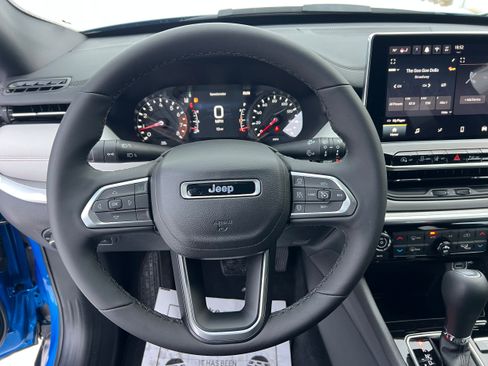 New 2026 Jeep Compass Limited image 13