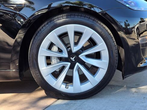 Used 2022 Tesla Model 3 image 14