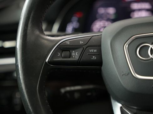 Used 2018 Audi Q7 3.0T Prestige AWD/4WD image 12