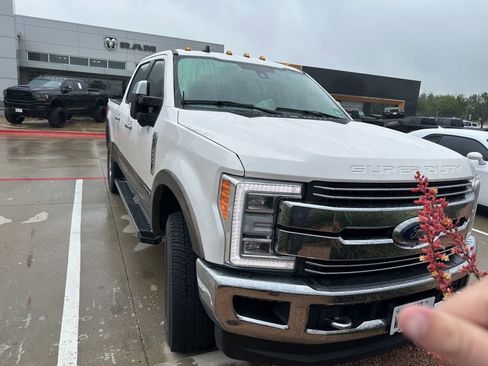 Used 2019 Ford F250 Lariat w/ Lariat Ultimate Package AWD/4WD image 1