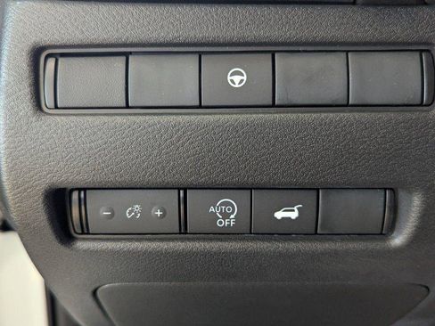 New 2026 Nissan Rogue SV w/ Cold Weather Package AWD/4WD image 25