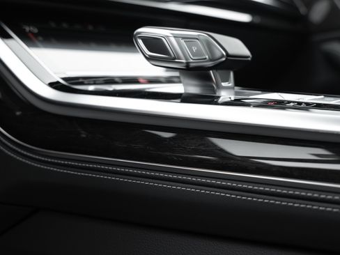 New 2026 Audi Q8 Premium Plus image 19
