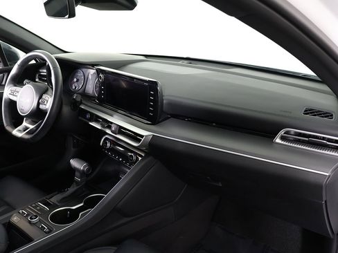 Used 2023 Kia K5 GT-Line image 29