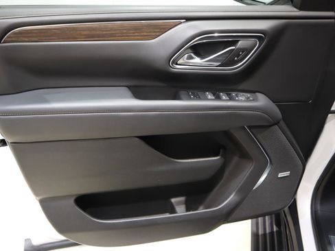 Used 2023 Chevrolet Tahoe High Country w/ Premium Package 2 image 25