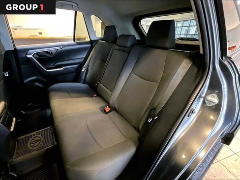 Certified 2021 Toyota RAV4 LE image 20