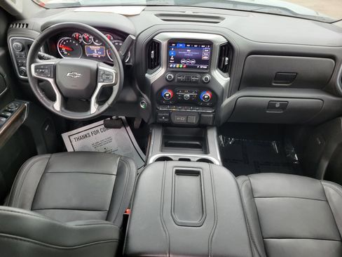 Used 2019 Chevrolet Silverado 1500 LT Trail Boss image 9