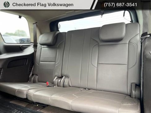 Used 2015 GMC Yukon Denali w/ Premium Package AWD/4WD image 26