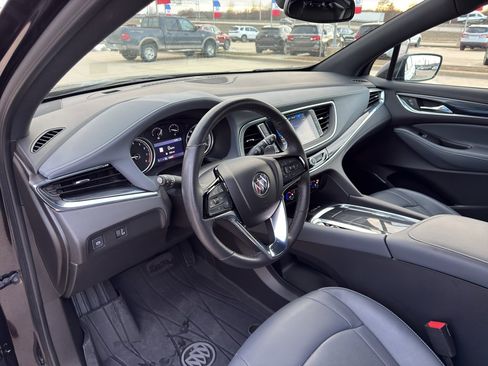 Used 2023 Buick Enclave Essence w/ Experience Buick Package image 9