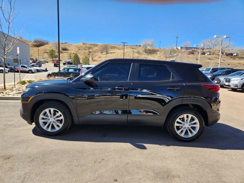Used 2023 Chevrolet TrailBlazer LS image 4