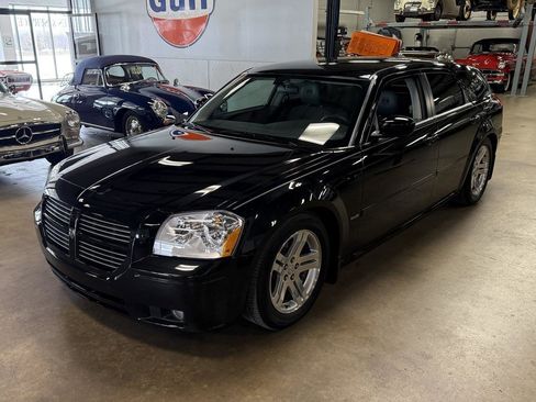 Used 2005 Dodge Magnum R/T image 10