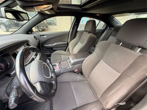 Used 2022 Dodge Charger GT w/ Blacktop Package image 11