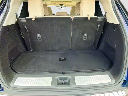Used 2023 INFINITI QX60 Luxe w/ Performance Audio Package image 12