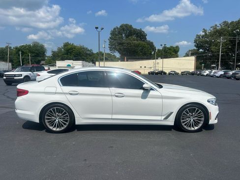 Used 2019 BMW 530i w/ Convenience Package RWD image 4