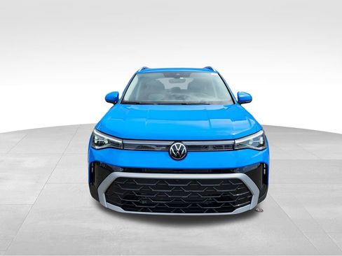 New 2025 Volkswagen Taos SEL image 2