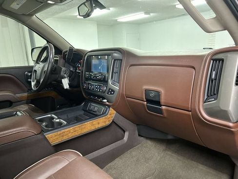 Used 2014 Chevrolet Silverado 1500 High Country AWD/4WD image 30
