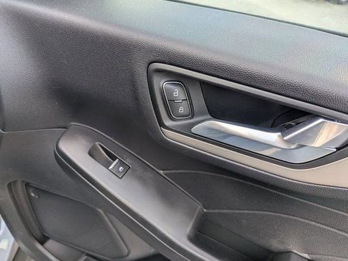 Used 2022 Ford Escape SEL image 37