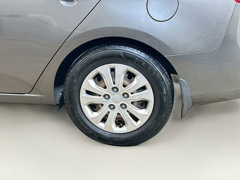 Used 2013 Kia Forte EX image 5