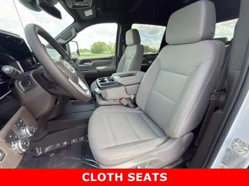 New 2026 GMC Sierra 3500 SLE w/ SLE Value Package AWD/4WD image 15