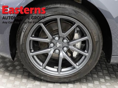 Used 2018 Tesla Model 3 Long Range RWD image 26