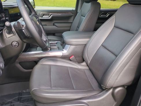 Used 2024 Chevrolet Silverado 1500 LTZ w/ Technology Package AWD/4WD image 11