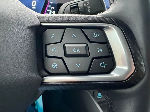 Used 2025 Ford Mustang Premium image 20