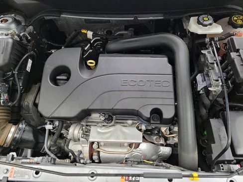 Used 2023 Chevrolet Equinox LS w/ LS Convenience Package image 30