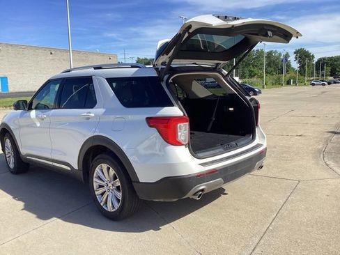 Used 2021 Ford Explorer Limited w/ Hybrid Equipment Group 310A AWD/4WD image 19