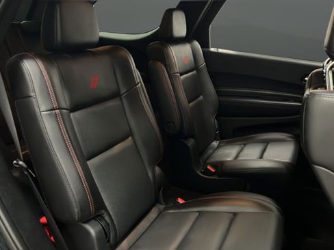 Used 2025 Dodge Durango GT AWD/4WD image 25