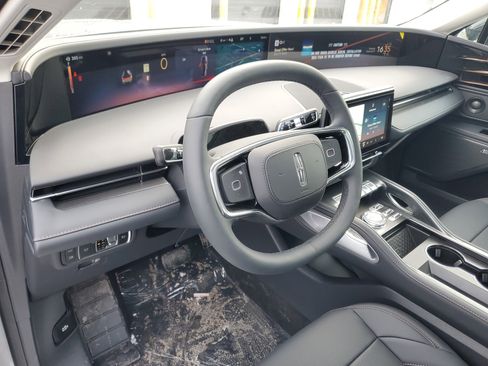 New 2026 Lincoln Nautilus Premier w/ Equipment Group 102A image 13