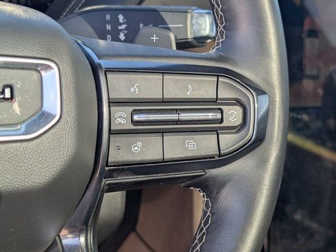 Used 2026 GMC Yukon Denali Ultimate AWD/4WD image 18