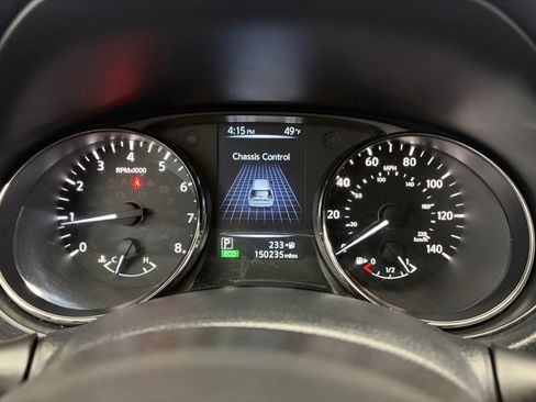 Used 2017 Nissan Rogue S image 21