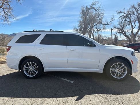 Used 2023 Dodge Durango GT image 7