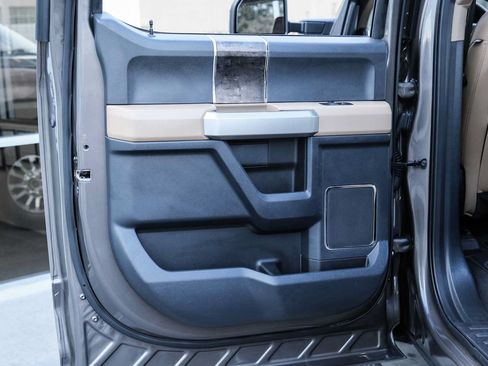 Used 2022 Ford F250 Lariat w/ Lariat Value Package AWD/4WD image 41