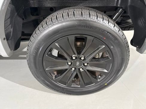 Used 2020 Ford F150 Lariat w/ Equipment Group 502A Luxury AWD/4WD image 7