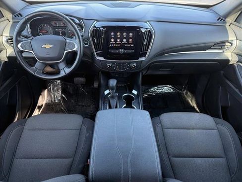 Used 2023 Chevrolet Traverse LT image 14